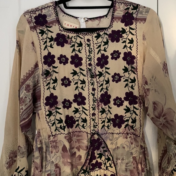 Vintage embroidered dress - Picture 2 of 8